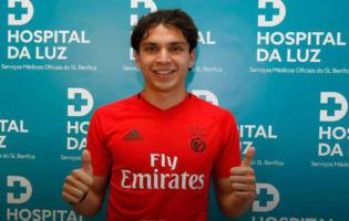 Krovinovic signe a Benfica
